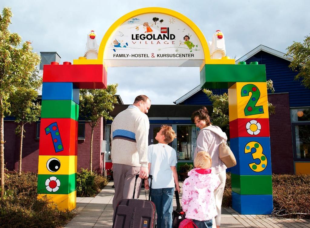 Legoland Village Family Hostel Billund Exterior foto